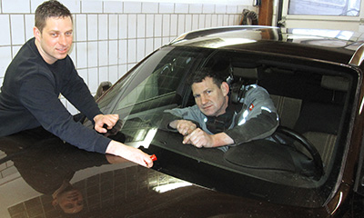 Autoverglasung bei Schmidt und Sachs